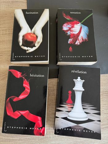 Twilight 4 tomes Stéphanie Meyer