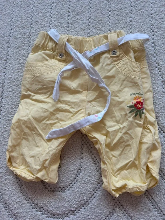 Pantalon court