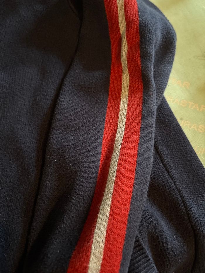 Vends gilet okaidi 8 ans très bon état - photo numéro 2