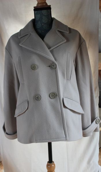 Jolie manteau beige La redoute