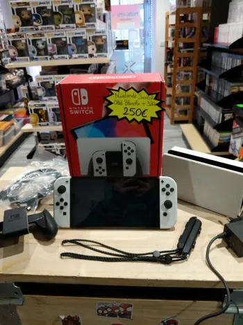Nintendo Switch OLED - Blanche
