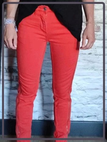 Pantalon Sandro taille 34 couleur corail/rouge très bon état