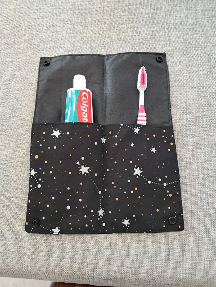 Étui imperméable brosse à dents  - Neuf