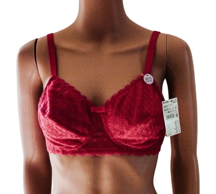 👙 Soutiens-gorges rouge avec dentelles 90C neuf etiqueter #emyfleury_soutifs 👙