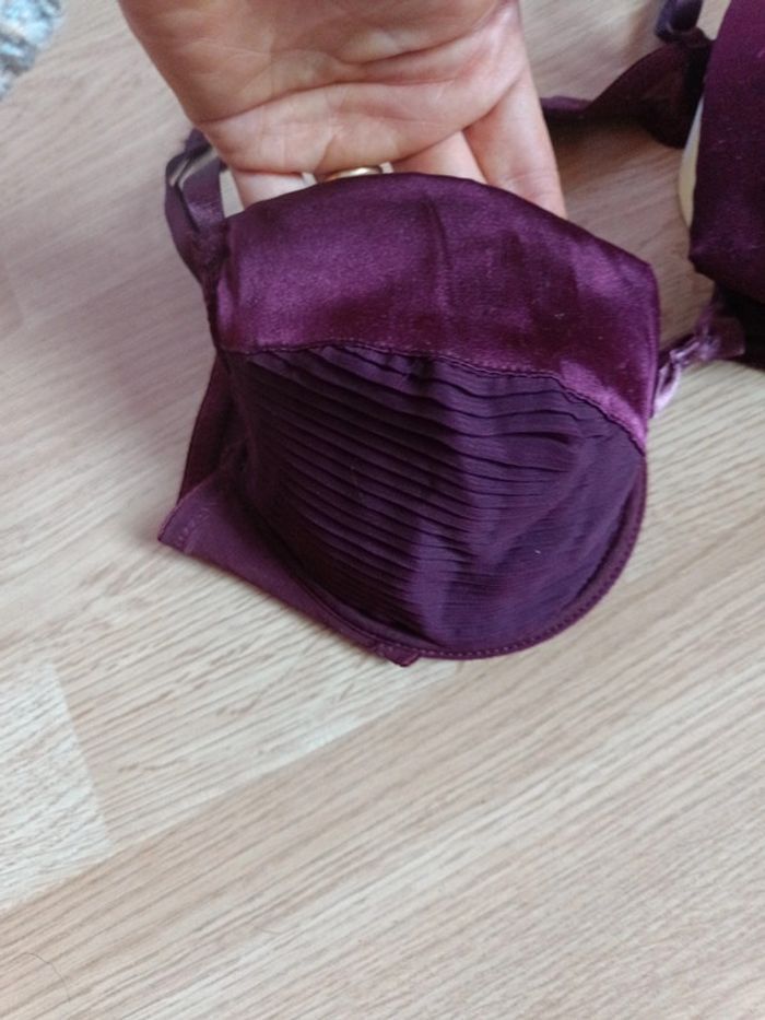Soutien-gorge bordeaux " Variance" 90C - photo numéro 6