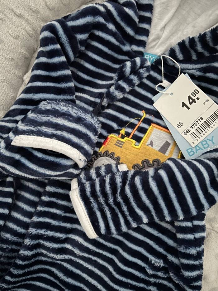 Neuf, Combinaison bien chaude - photo numéro 4