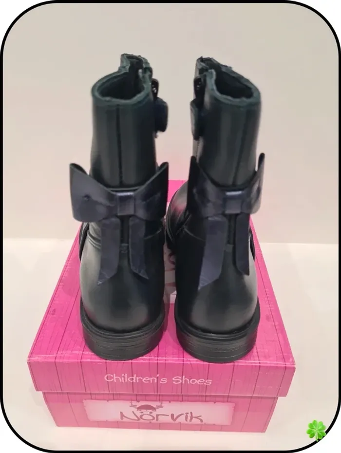 Chaussures Norvik taille 29 - photo numéro 2