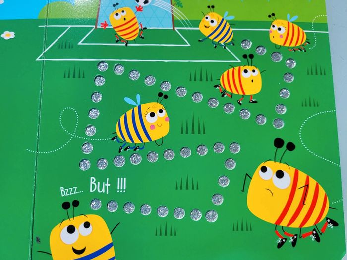 Livre animé à toucher 🕸 Un goûter chez l'araignée 🕷 - photo numéro 9