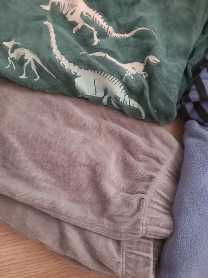 Lot 2 pyjamas velours - photo numéro 3