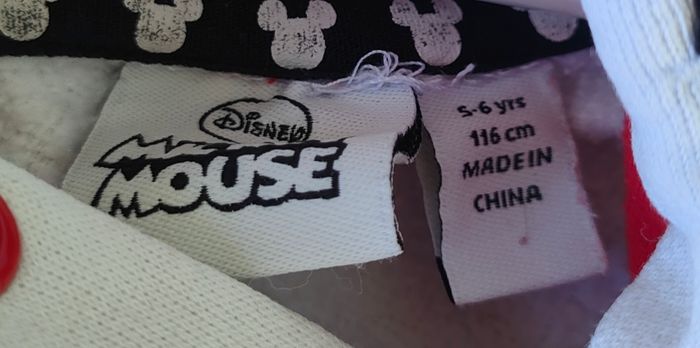 Sweat à capuche Mickey taimle 5/6 ans - photo numéro 2
