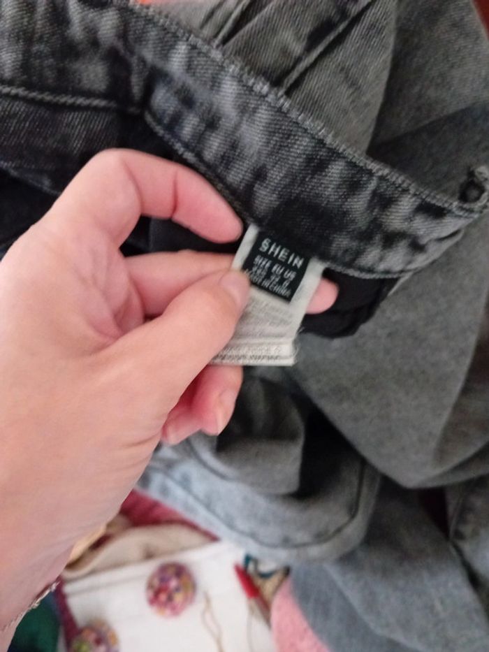 Jeans taille 32 taille haute jambe large - photo numéro 8