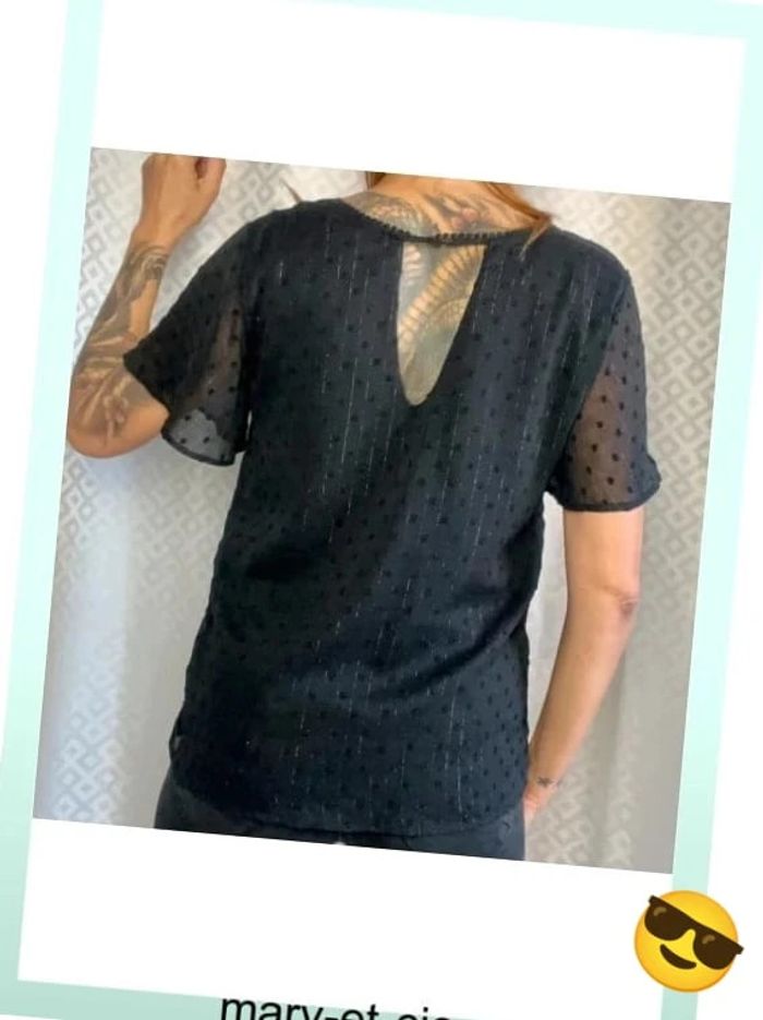 Blouse noire, col V, dos V nu,  taille S/M - Maëlle - photo numéro 4