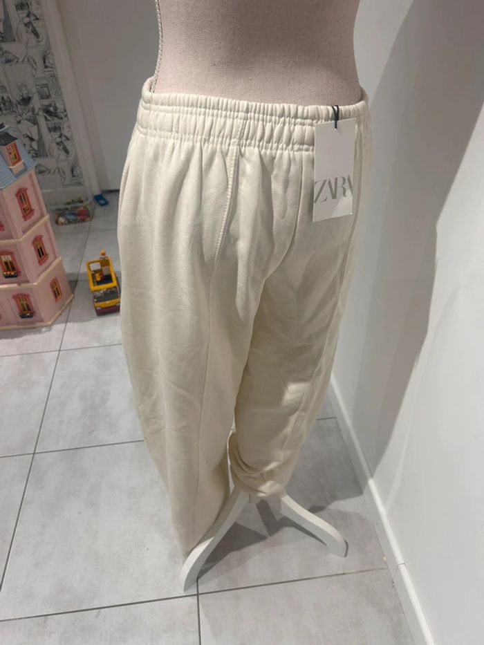 Jogging, crème Zara M neuf - photo numéro 4