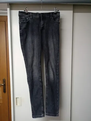 Leuke zwarte stretchy jeans!