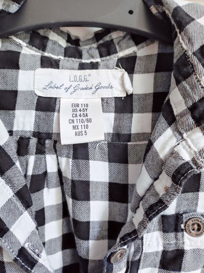 Robe chemise et collants - photo numéro 3