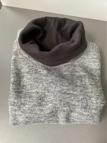 Pull col roulé