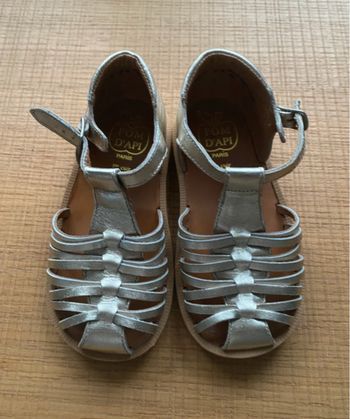 Sandales Pom d’Api