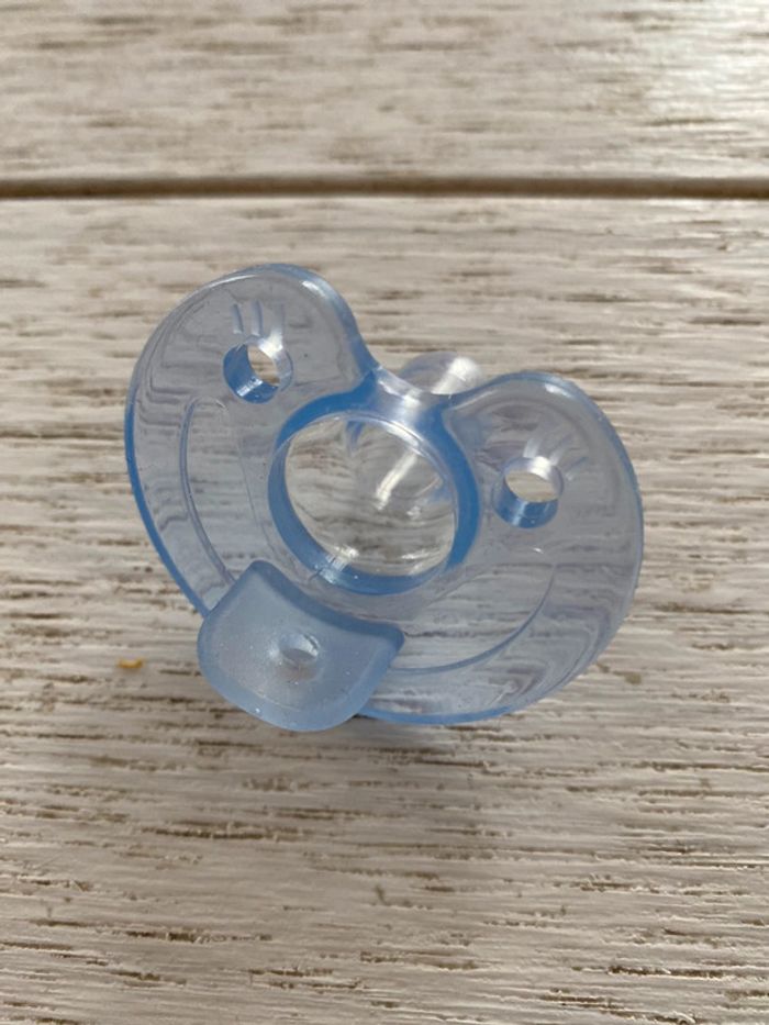 Sucette tétine Orthodontique bébé maternité puériculture - photo numéro 2