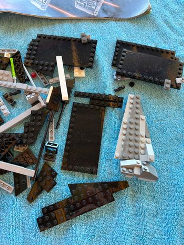 Lego Star Wars 9492 - Tie Fighter - TBE - photo numéro 9