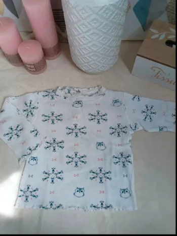 Tee-shirt manches longues col fantaisie Mots d'Enfants fille 24 mois