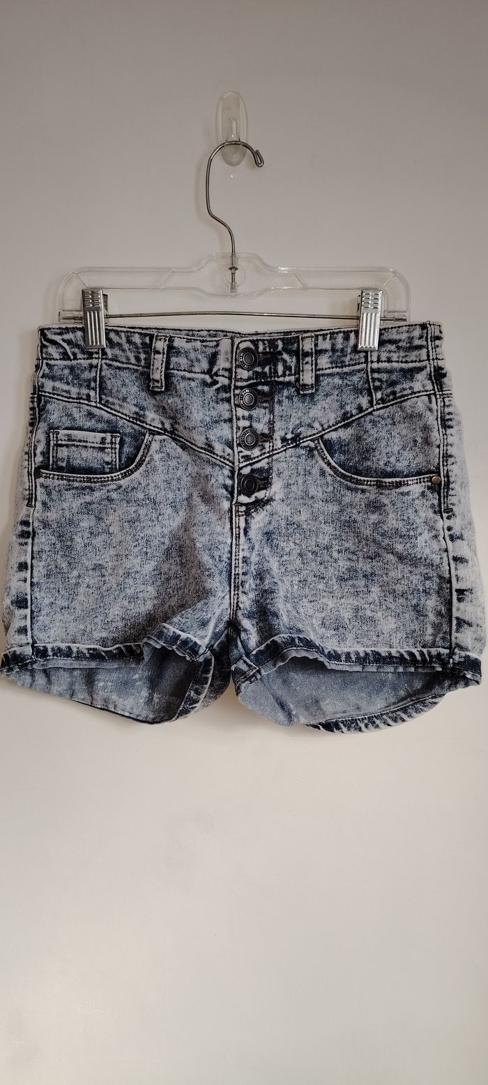 Short en jean délavé Denim Co. taille 36 – boutons apparents – 5 poches