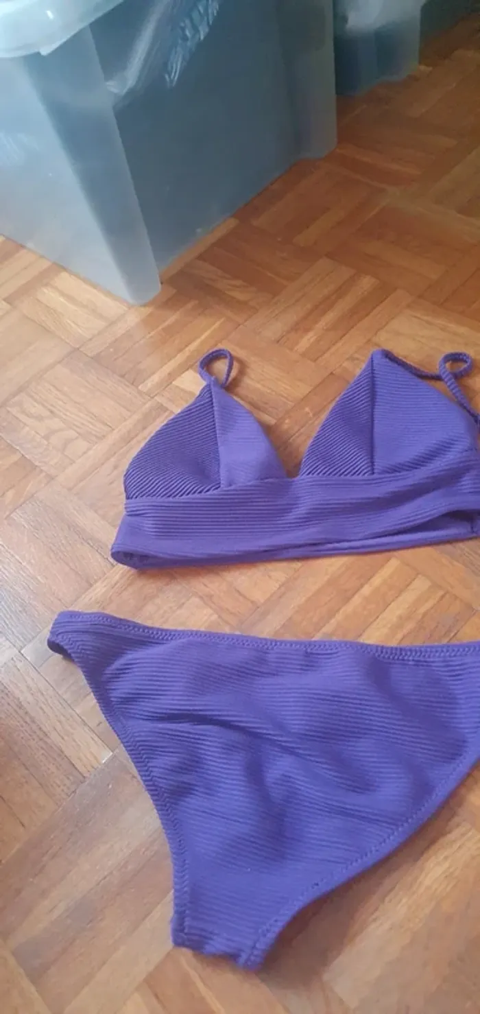 Maillot de bain 2 pièces rembourré - photo numéro 2