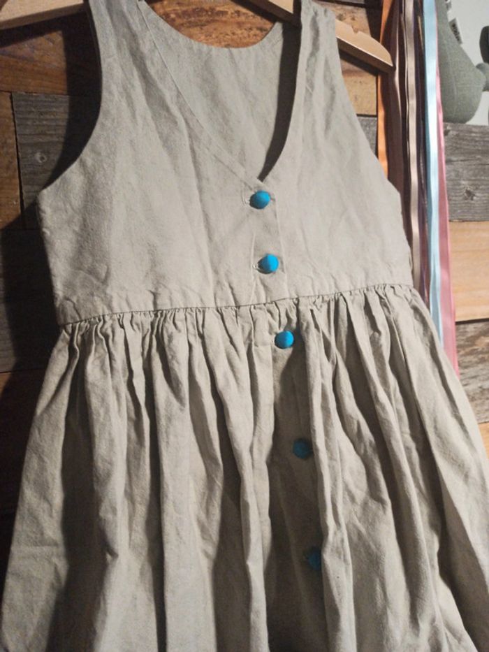 Robe taille 4 ans fait main tbe - photo numéro 3