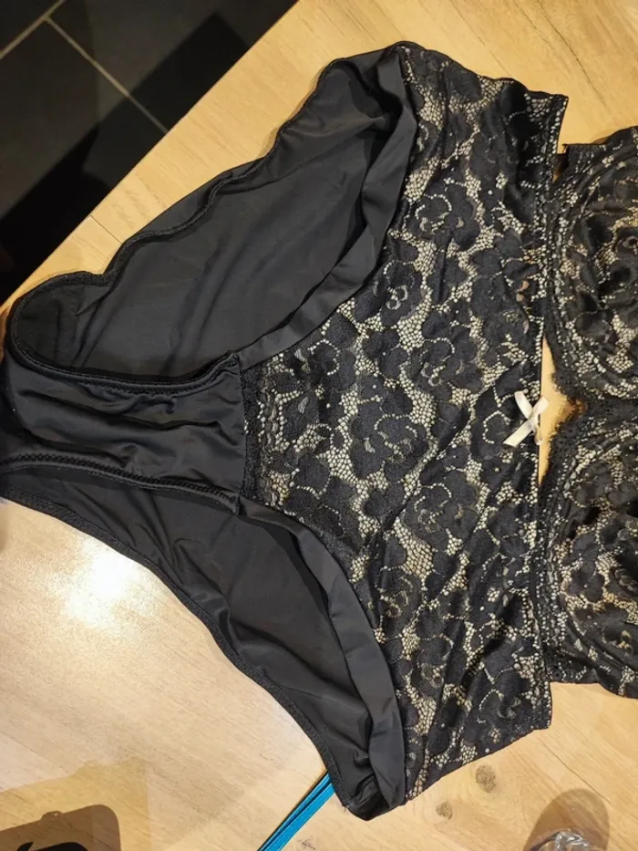 Sous-vêtements - photo numéro 5
