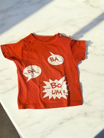 T-shirt rouge