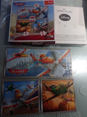 Lot de 3 puzzles planes