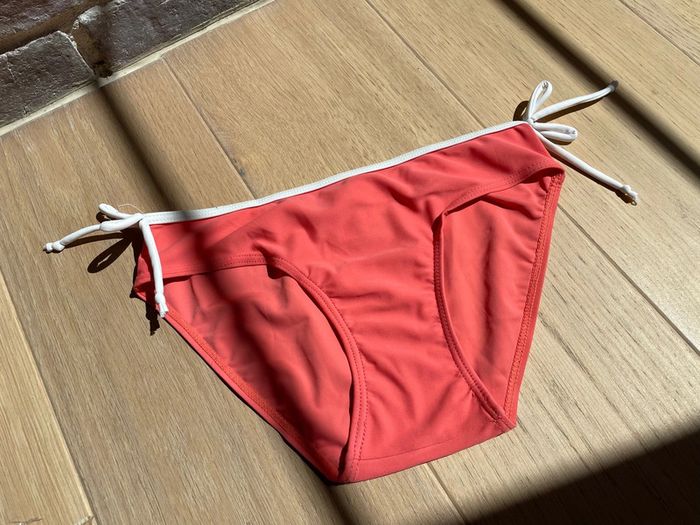 Bikini corail Hello Kitty - 12ans - photo numéro 2