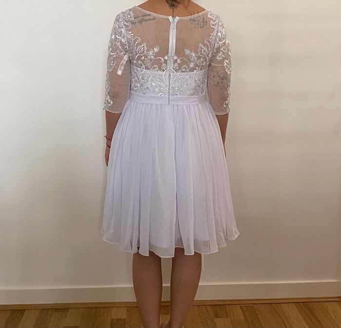 Robe blanche jjhouse - photo numéro 2