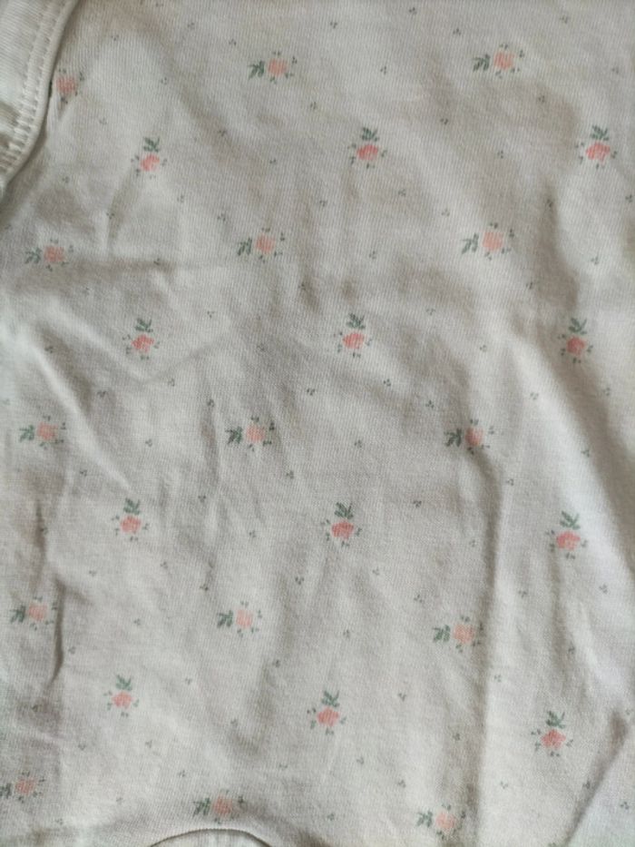 Pyjamas fleuri - photo numéro 2