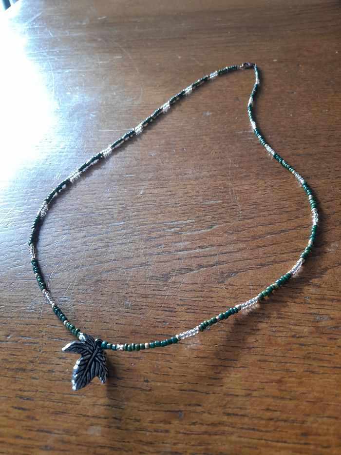 Collier vert - photo numéro 2