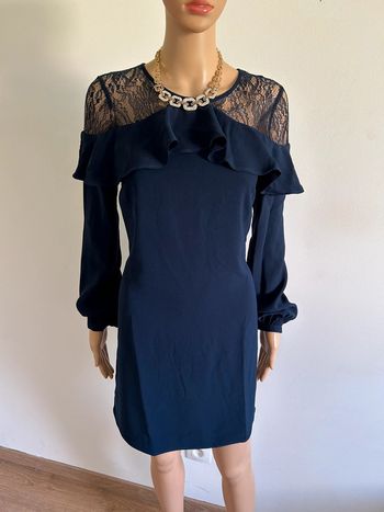 Robe bleue marine avec dentelle Morgan taille 36 jamais portée