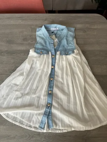 Robe chicaprie taille 10 ans