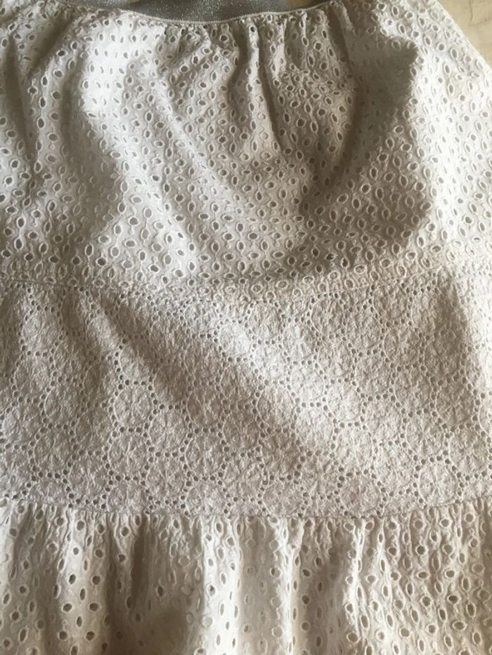 Belle jupe broderie anglaise - 6 ans - photo numéro 3