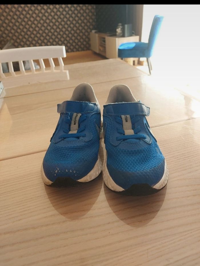 👟 Baskets Nike garçon pointure 28,5 - photo numéro 2