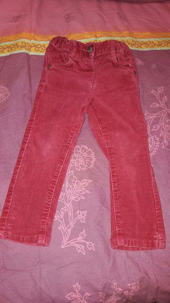 Jean rouge/ bordeaux effet velours