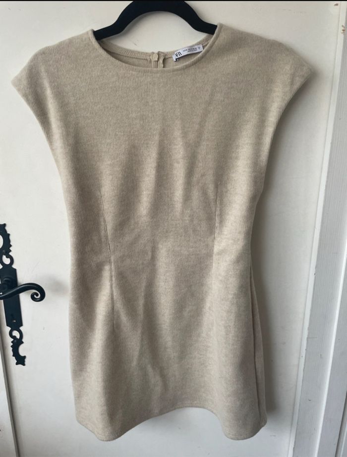 Robe tricot beige zara ou top - photo numéro 4
