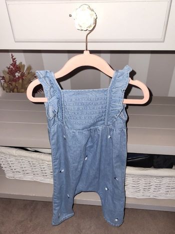 Combinaison jean 12 mois neuve