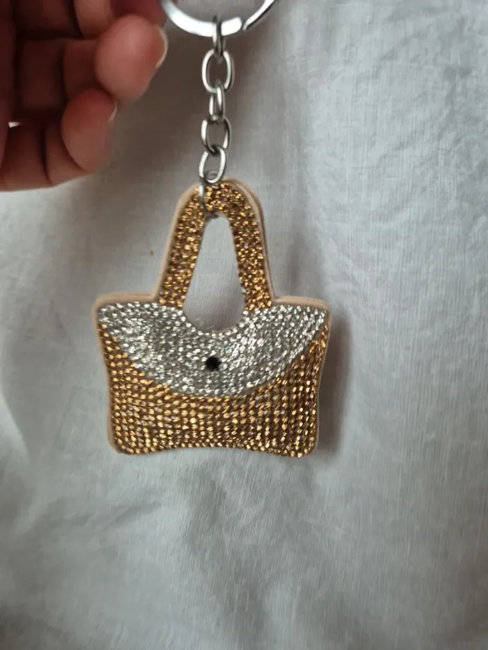 bijou de sac avec strass - photo numéro 4