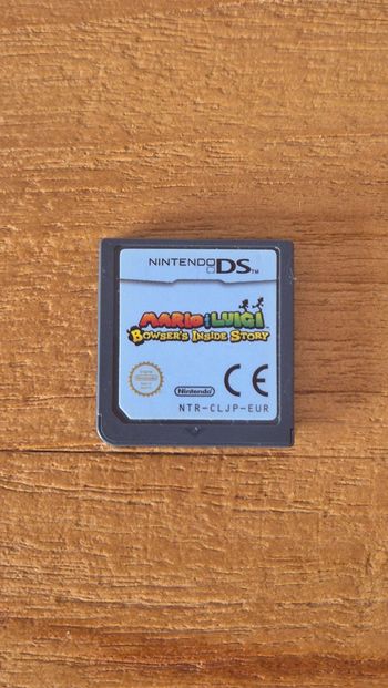 Jeu DS en loose " Mario et luigi's bowser's inside story "