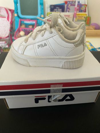 Basket fila  taille 20