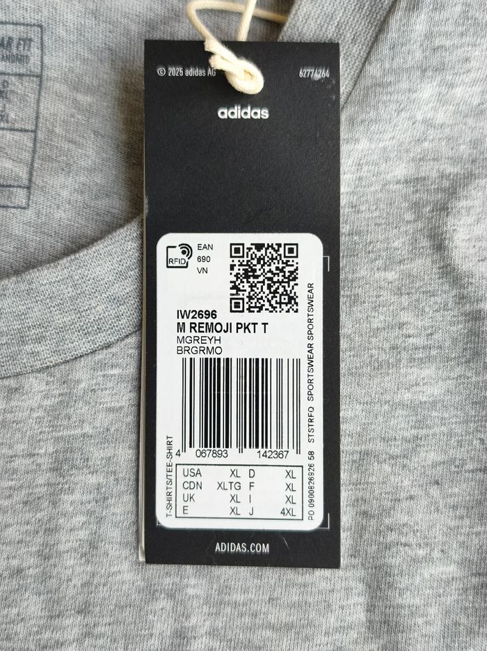 Emsemble Adidas Neuf et authentique avec étiquettes, taille XL - photo numéro 3