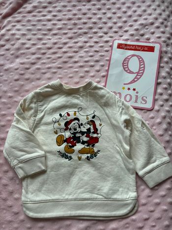 Pull Disney Noël 9 mois
