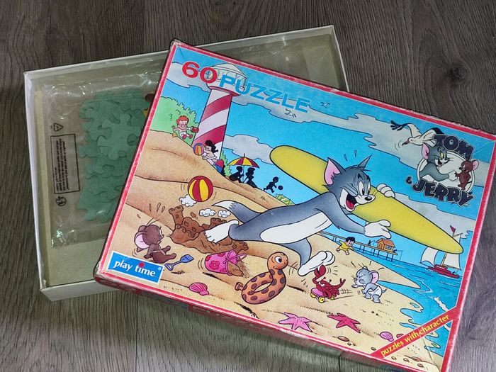 Lot 5 puzzles ( Disney...etc... ) - photo numéro 4