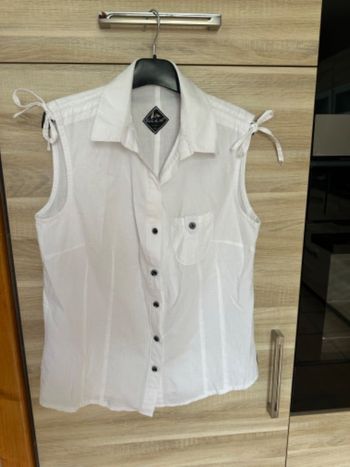 Chemise sans manche