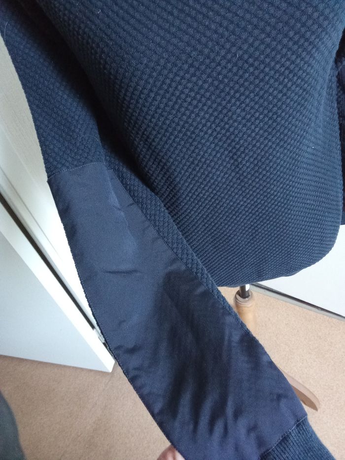 Pull homme marque Garcia taille S couleur marine - photo numéro 4