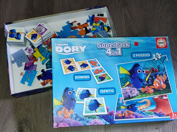 Lot 5 puzzles ( Disney...etc... ) - photo numéro 2